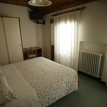 Готель Maroni